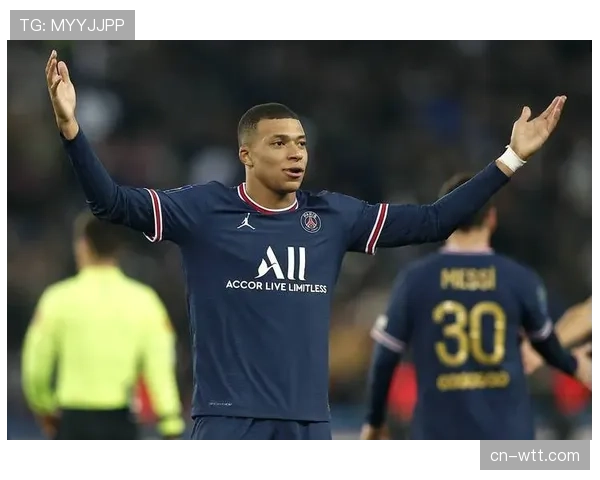 巴黎圣日耳曼vs摩纳哥：战术前瞻，姆巴佩与南野拓实的速度对决将定义比赛节奏